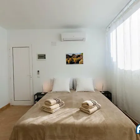 Modern & Bright With Separate Studio - El Guanche * Playa Blanca (Lanzarote)